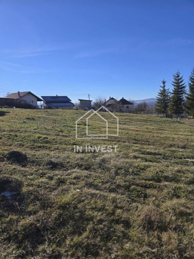 Plac na prodaju Bela Zemlja Užice – poljoprivredno zemljište 11.68 ari, osunčana lokacija